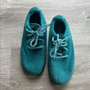 Allbirds unisex wool runners in Turquoise 8W/6M